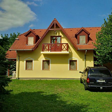 Reteshaz Strudelhaus Apartmanhaz Vonyarcvashegy Luaran gambar