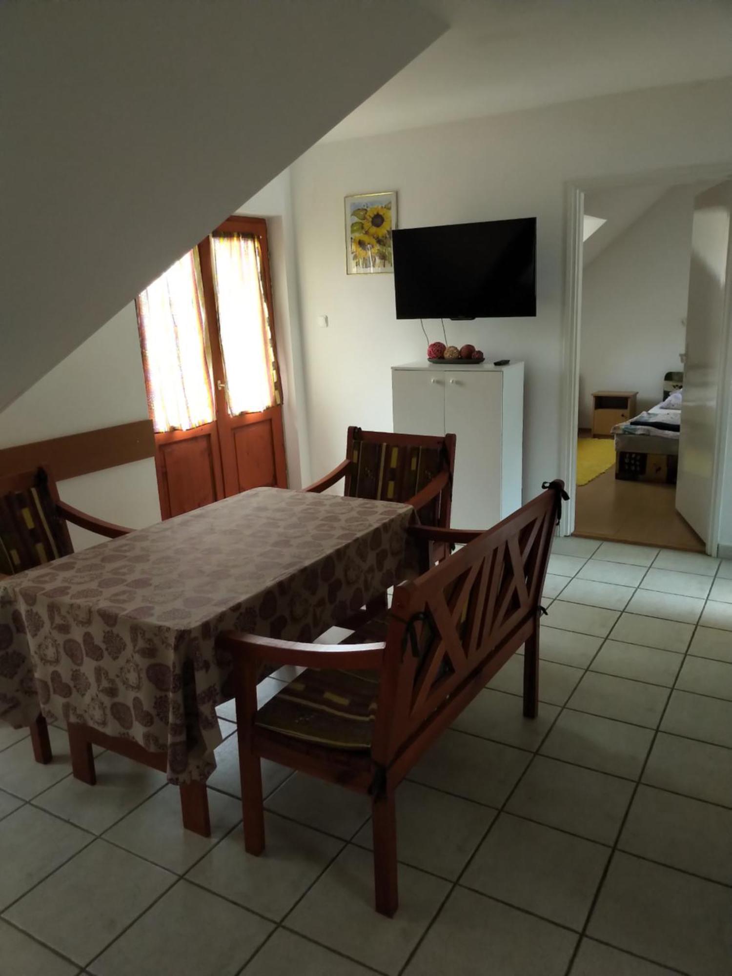 Reteshaz Strudelhaus Apartmanhaz Vonyarcvashegy Luaran gambar
