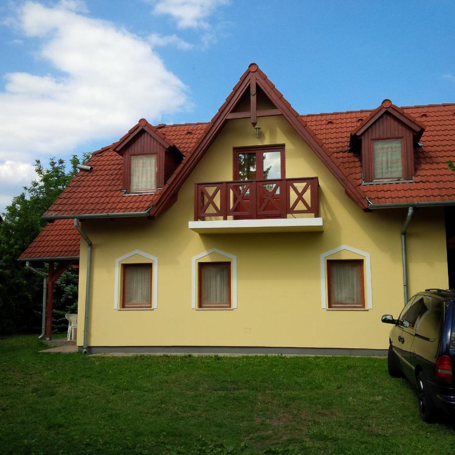 Reteshaz Strudelhaus Apartmanhaz Vonyarcvashegy Luaran gambar