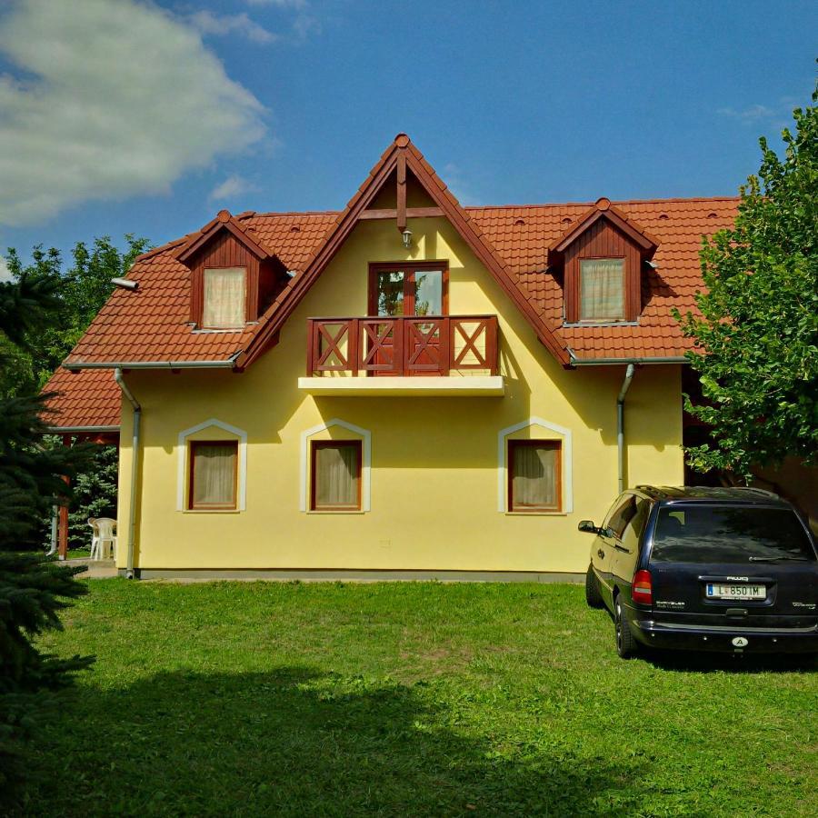 Reteshaz Strudelhaus Apartmanhaz Vonyarcvashegy Luaran gambar